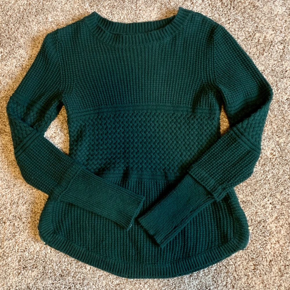 41 Hawthorn Textured sweater w/zipper detailing